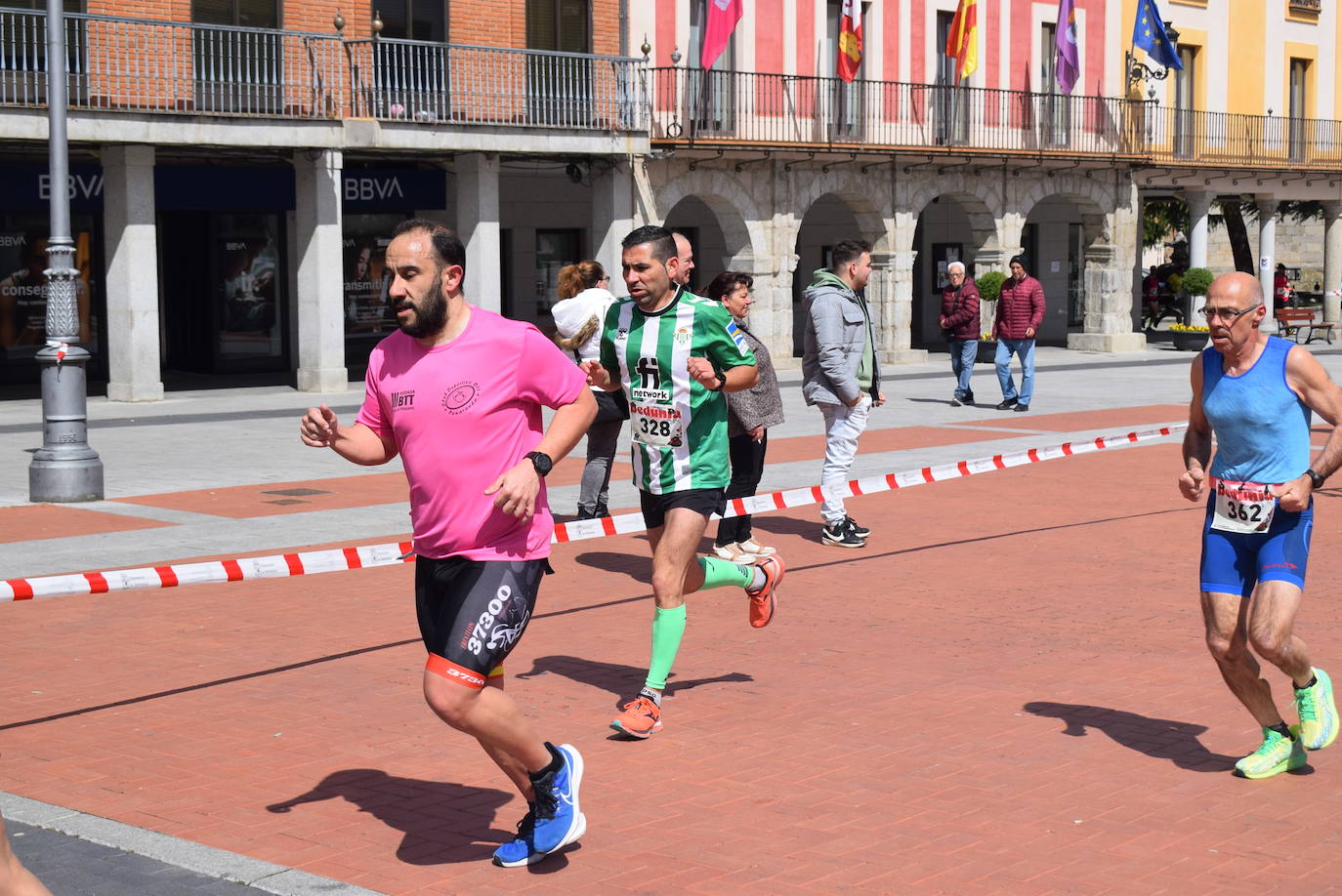 Ignacio Comillas y Sara Izquierdo ganan la XXX Carrera Peñarandina Hijos, Padres y Abuelos 1 de Mayo