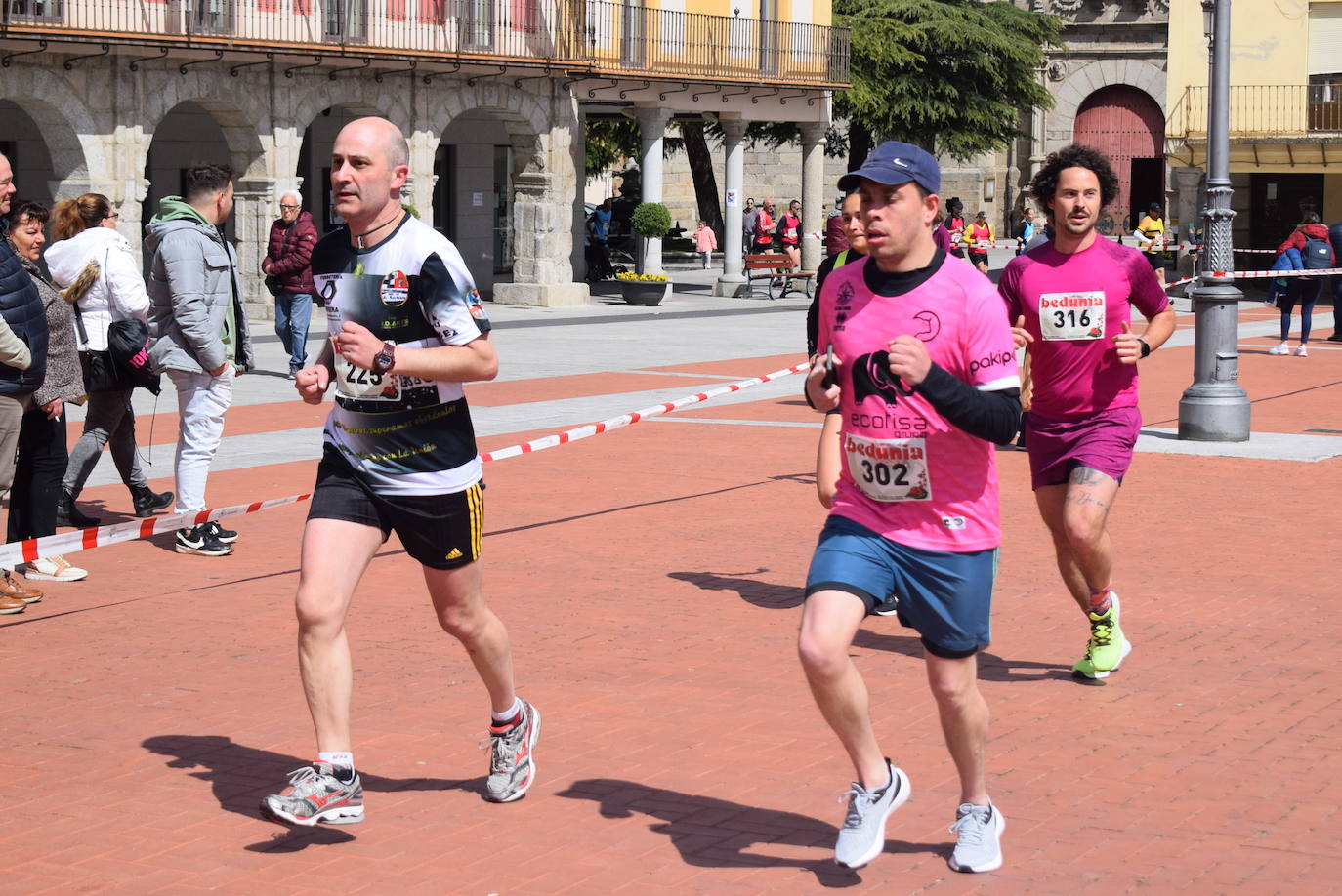 Ignacio Comillas y Sara Izquierdo ganan la XXX Carrera Peñarandina Hijos, Padres y Abuelos 1 de Mayo