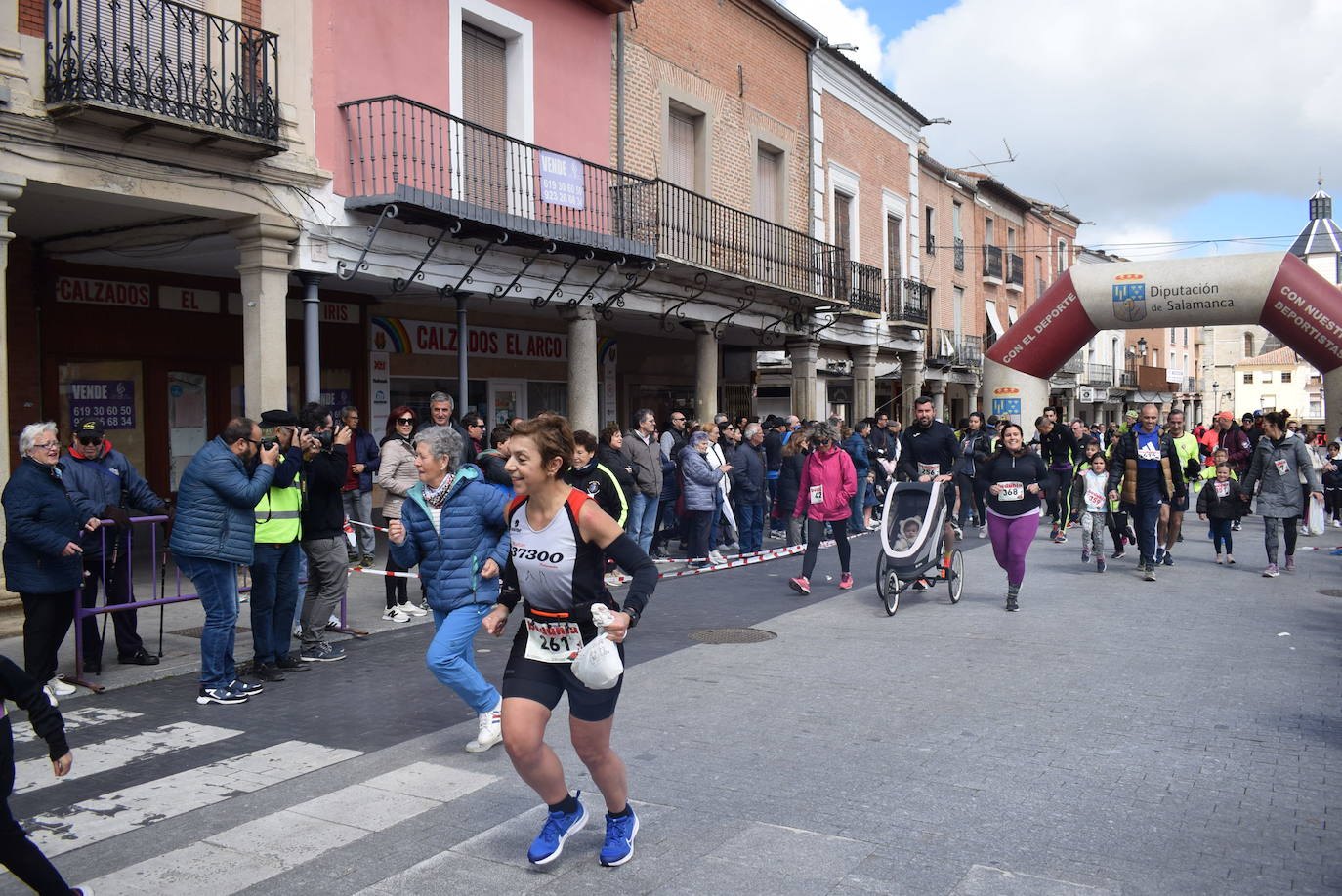 Ignacio Comillas y Sara Izquierdo ganan la XXX Carrera Peñarandina Hijos, Padres y Abuelos 1 de Mayo