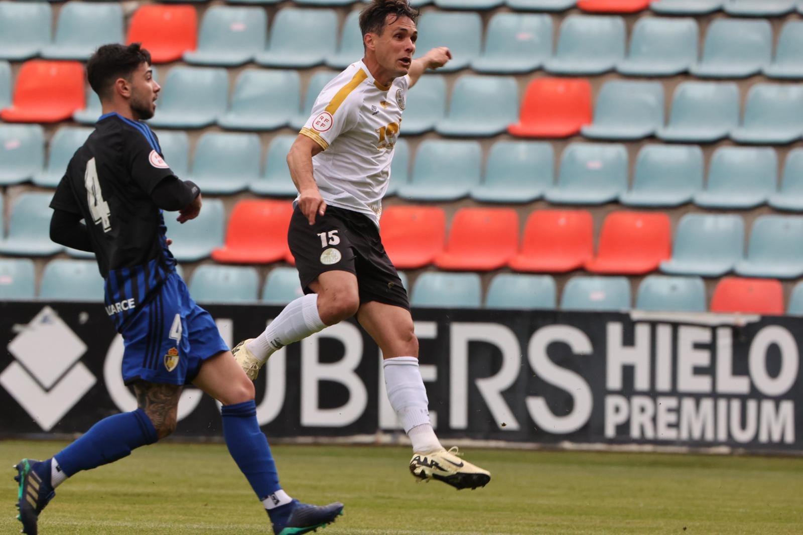 Un Salamanca CF UDS lanzado no se basta y mira ya al playoff de ascenso