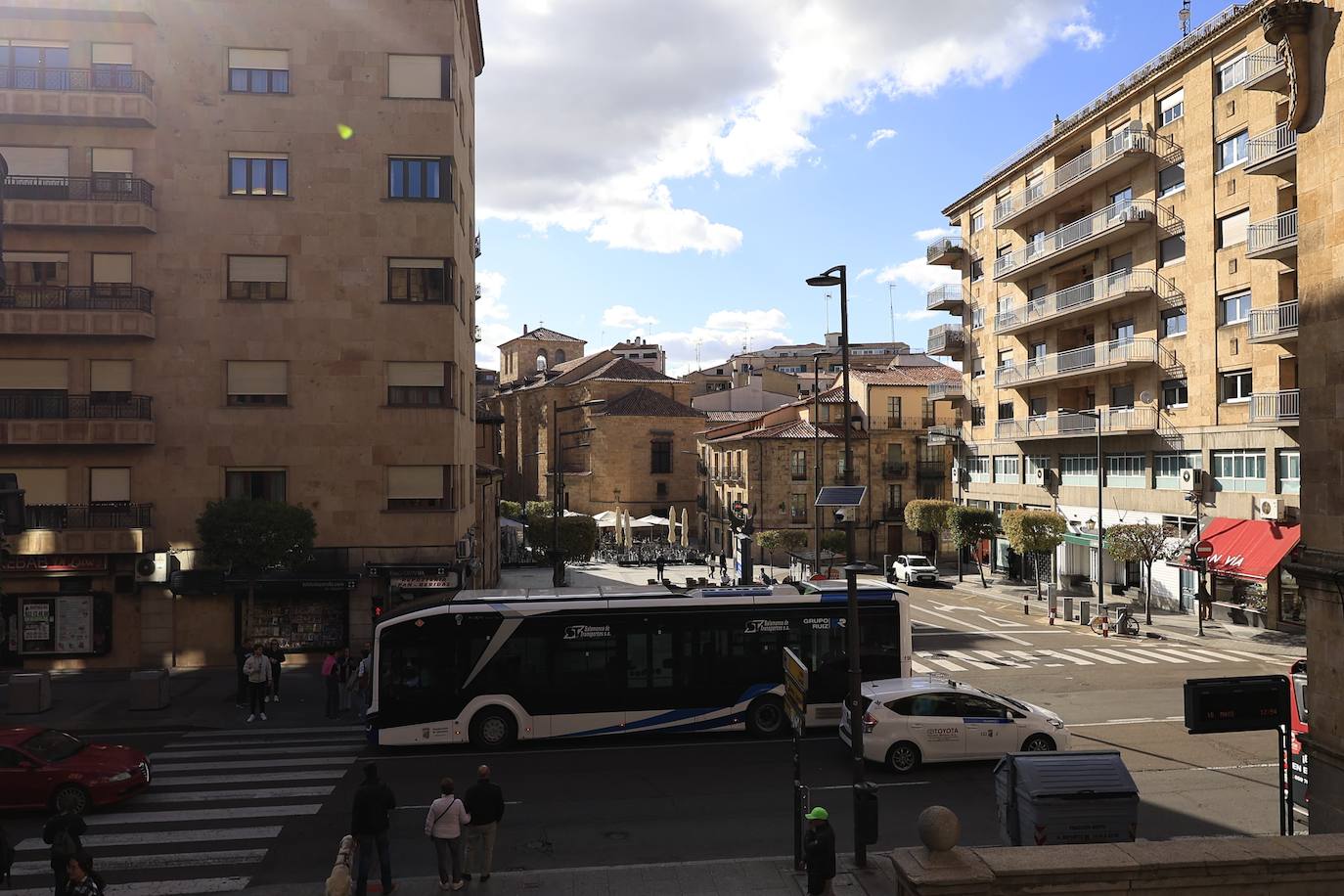 Dudas de los vecinos del Bretón sobre la propuesta de solución a los problemas de ruido