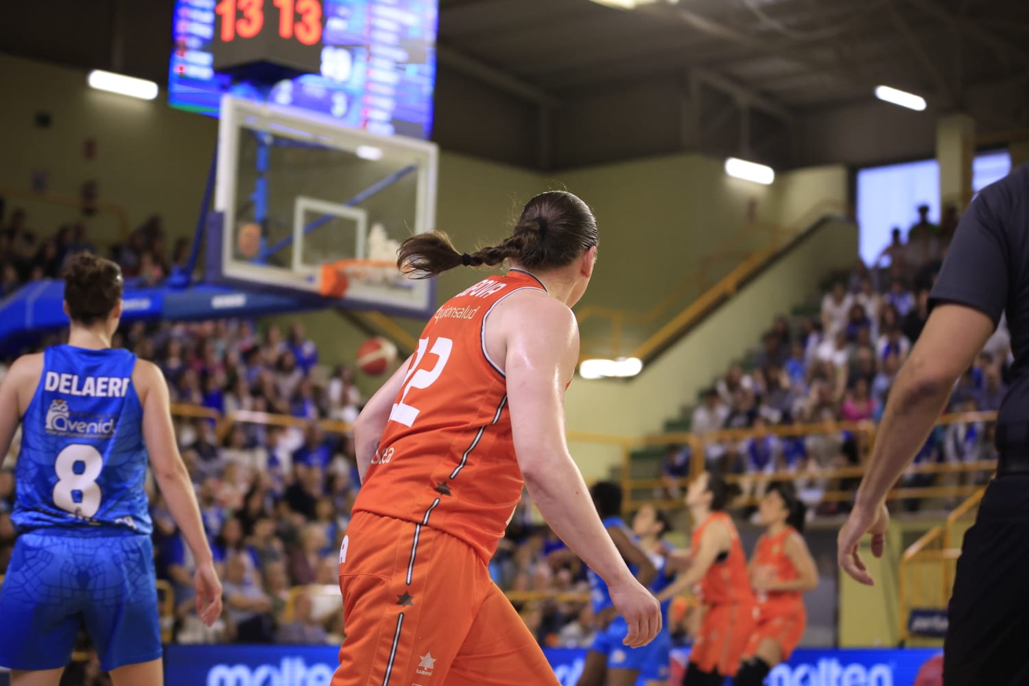 El emocionante partido entre Avenida y Valencia Basket, en imágenes