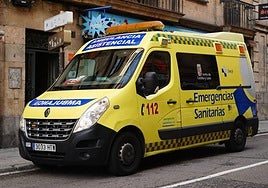 Imagen de archivo de una ambulancia del Sacyl