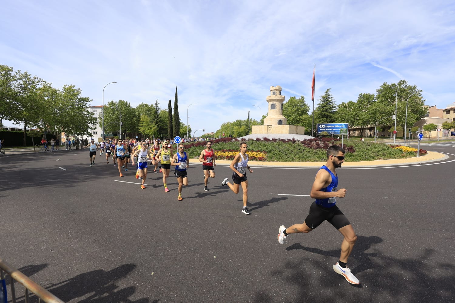 La XII Carrera Cívico-Militar &#039;San Fernando&#039; de Salamanca, en imágenes