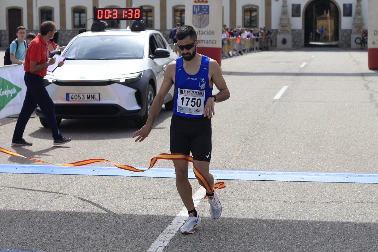 La XII Carrera Cívico-Militar &#039;San Fernando&#039; de Salamanca, en imágenes
