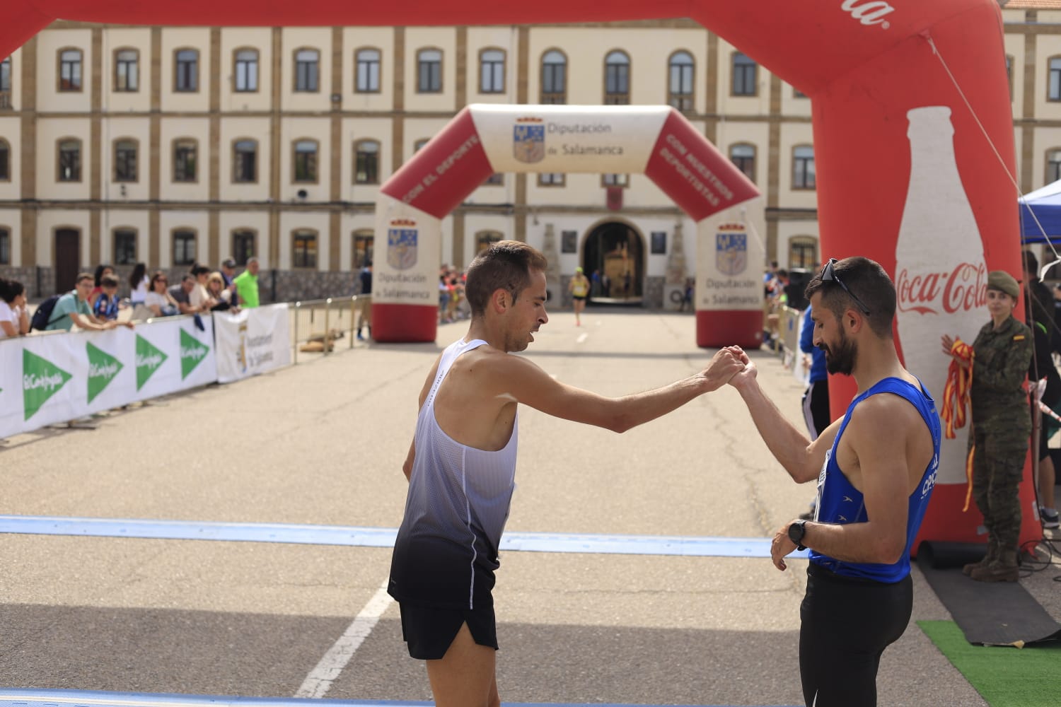 La XII Carrera Cívico-Militar &#039;San Fernando&#039; de Salamanca, en imágenes