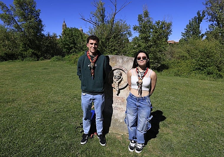 Raquel y Hugo, monitores de Pléyades
