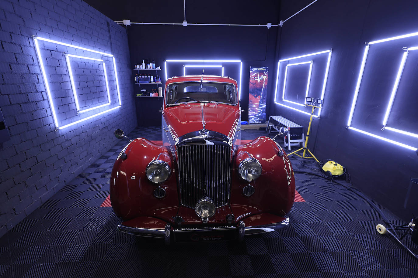 Un Bentley de 1955 cuidado al detalle y recuperado desde Salamanca