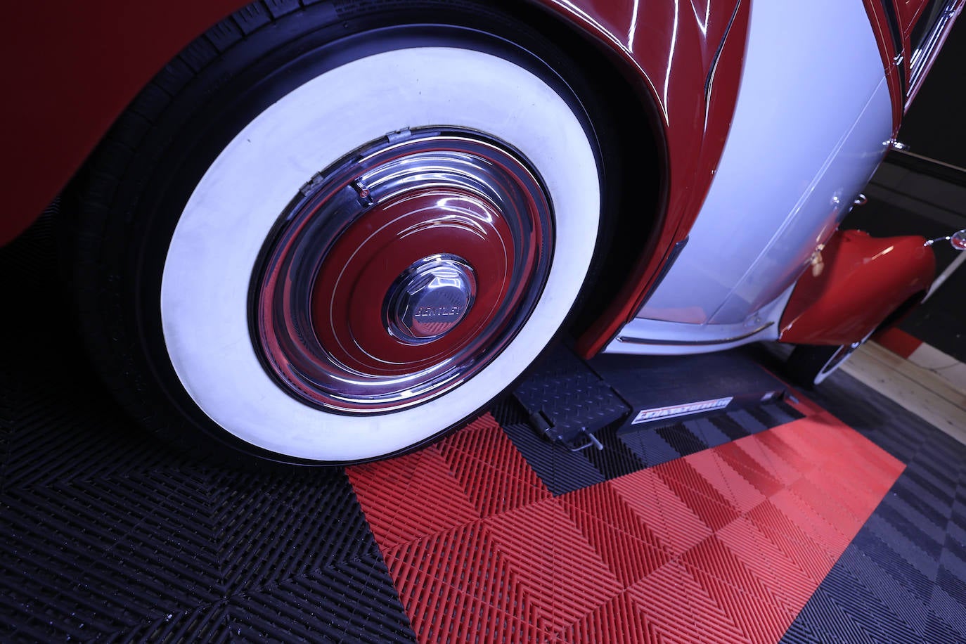 Un Bentley de 1955 cuidado al detalle y recuperado desde Salamanca