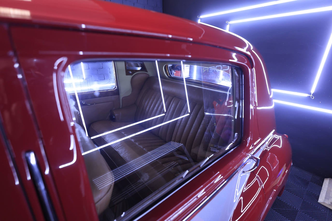 Un Bentley de 1955 cuidado al detalle y recuperado desde Salamanca