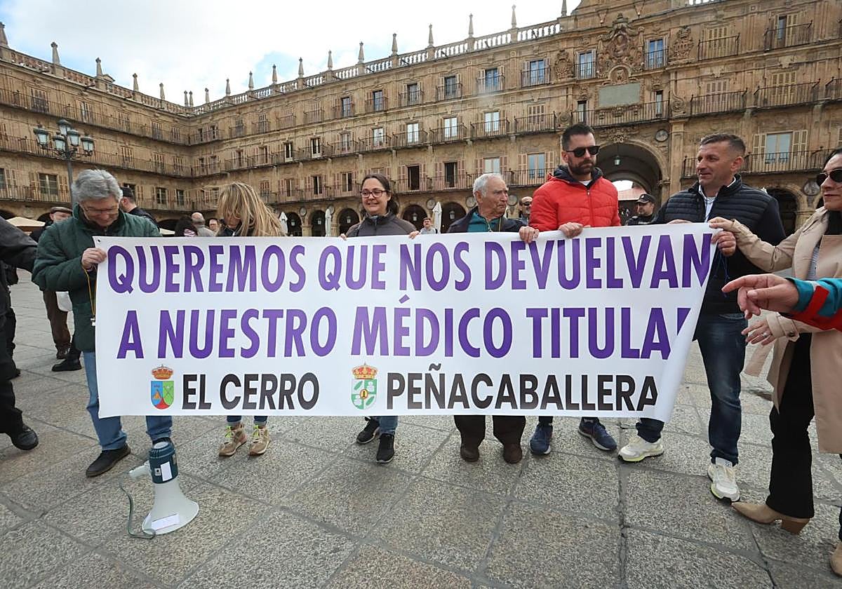 Imagen de algunos de los participantes en la manifestación en Salamanca.