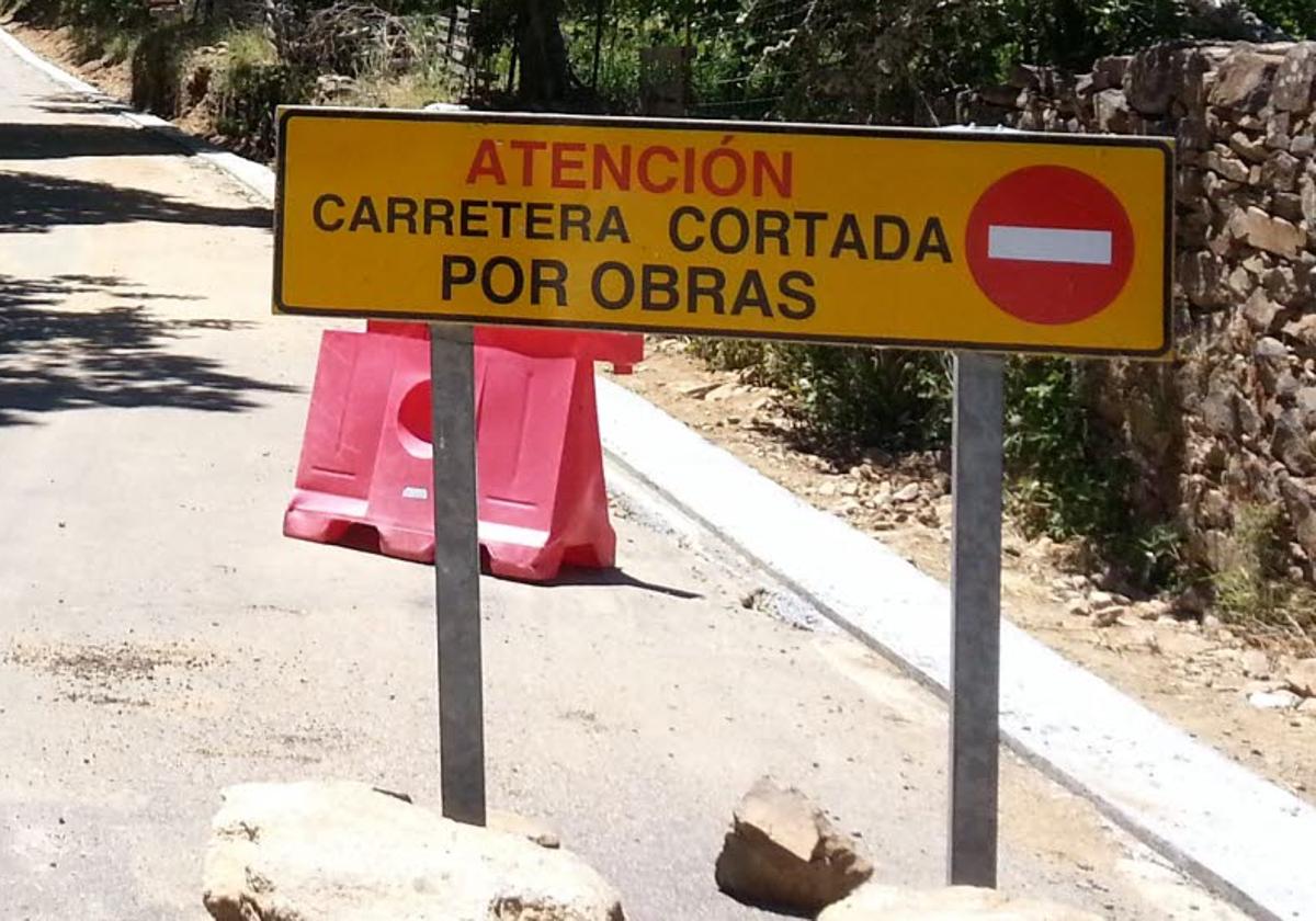 Cortada al tráfico la carretera de acceso a Villalba de los Llanos durante cinco meses
