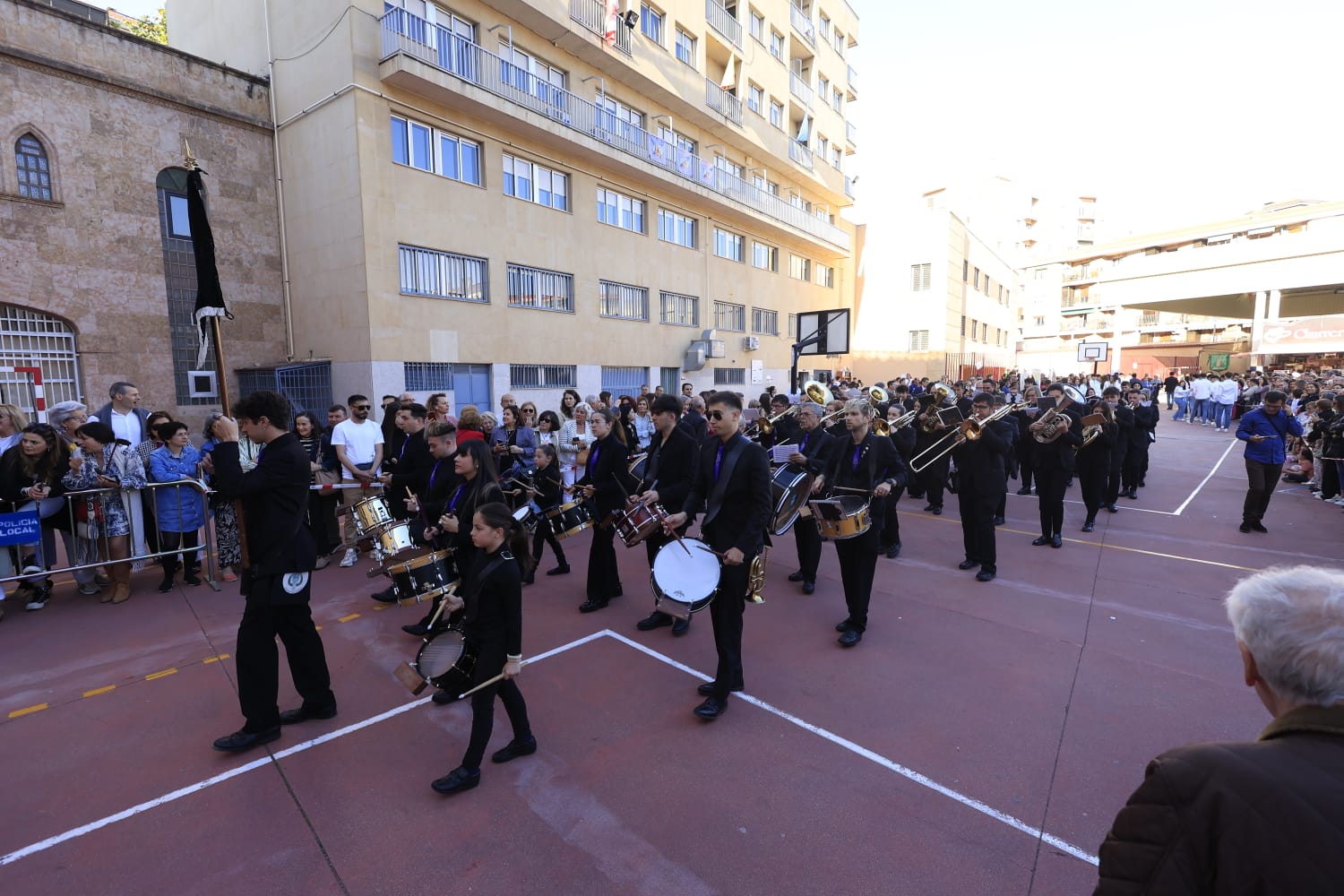 En imágenes, la procesión en honor a Maria Auxiliadora