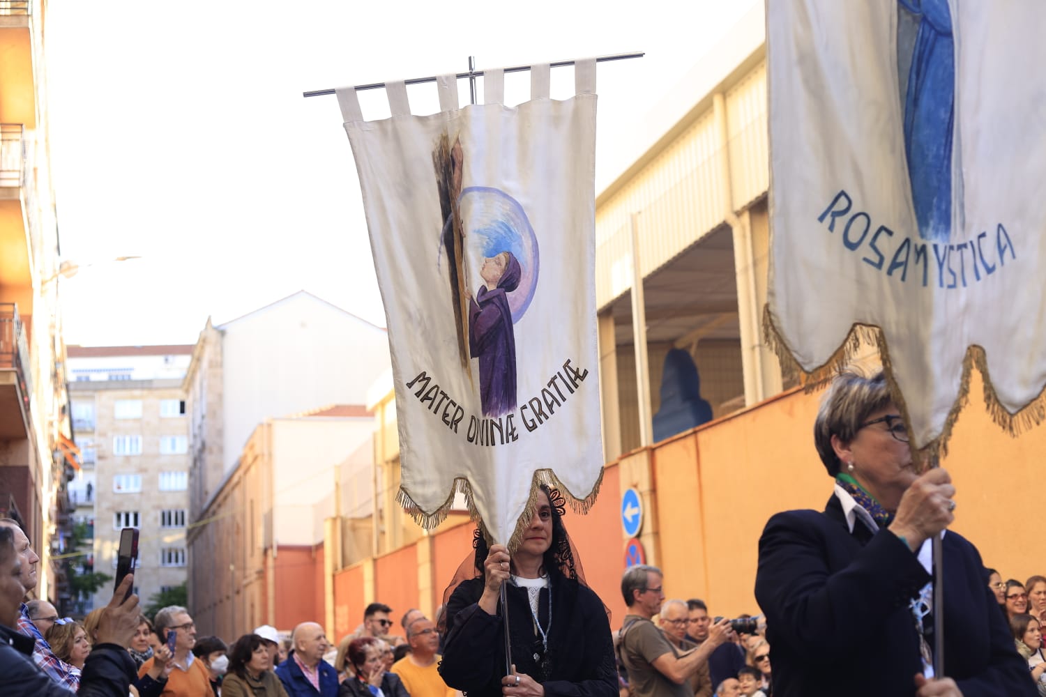 En imágenes, la procesión en honor a Maria Auxiliadora