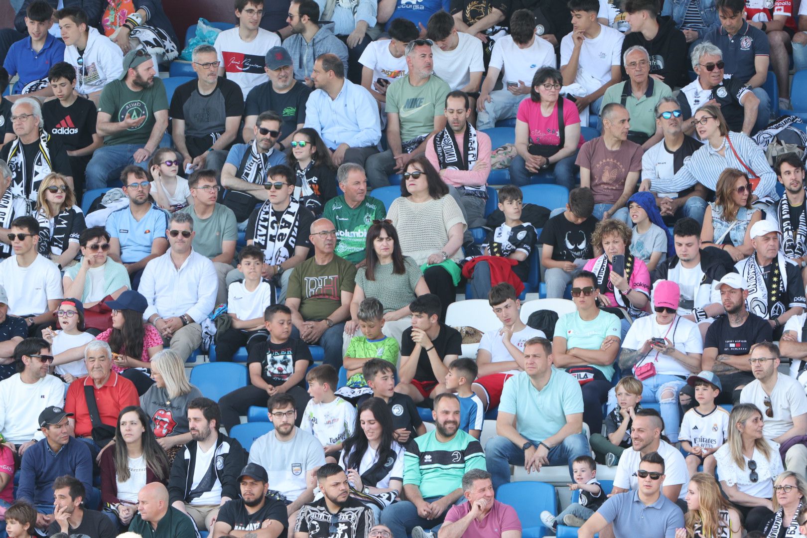 El partido entre Unionistas CF y CD Arenteiro en imágenes