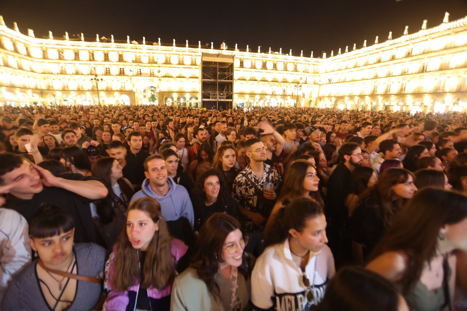 Lágrimas de Sangre &#039;celebra&#039; en una noche mágica en la Plaza Mayor
