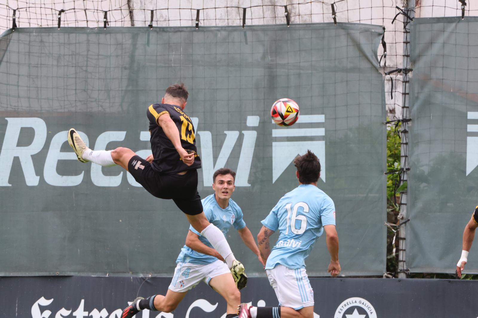 En imágenes, la victoria del Salamanca CF UDS en la ida de la eliminatoria por el ascenso