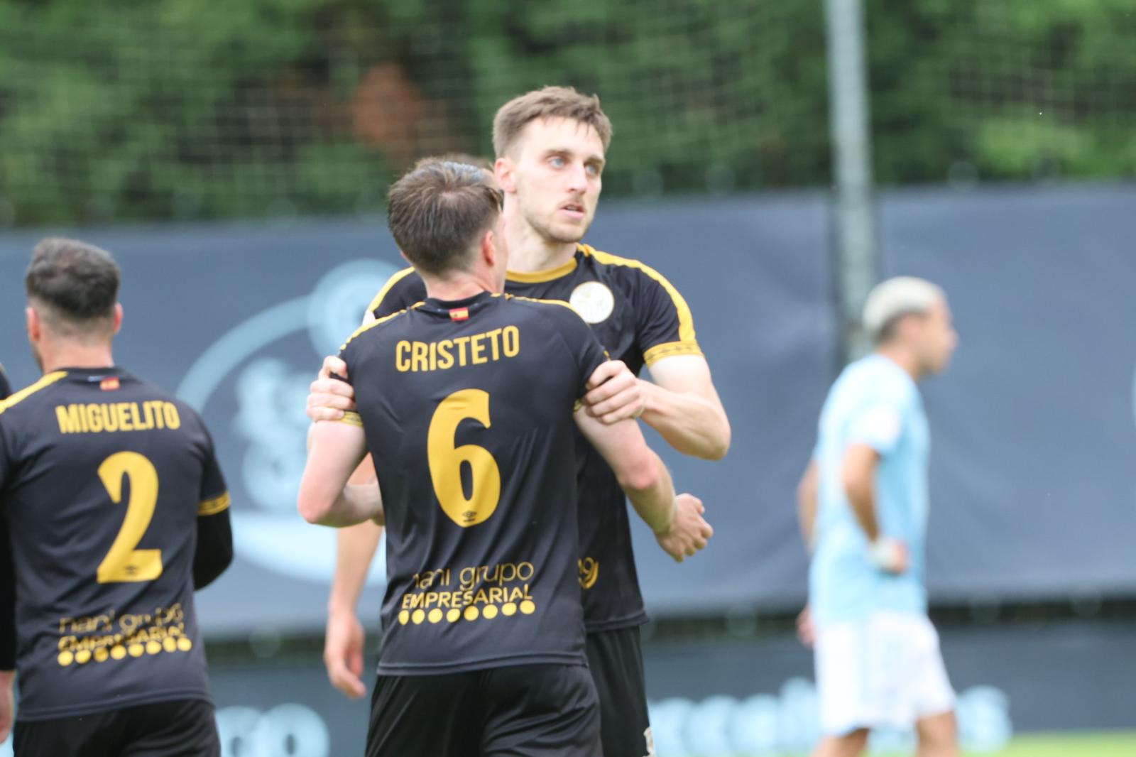 En imágenes, la victoria del Salamanca CF UDS en la ida de la eliminatoria por el ascenso