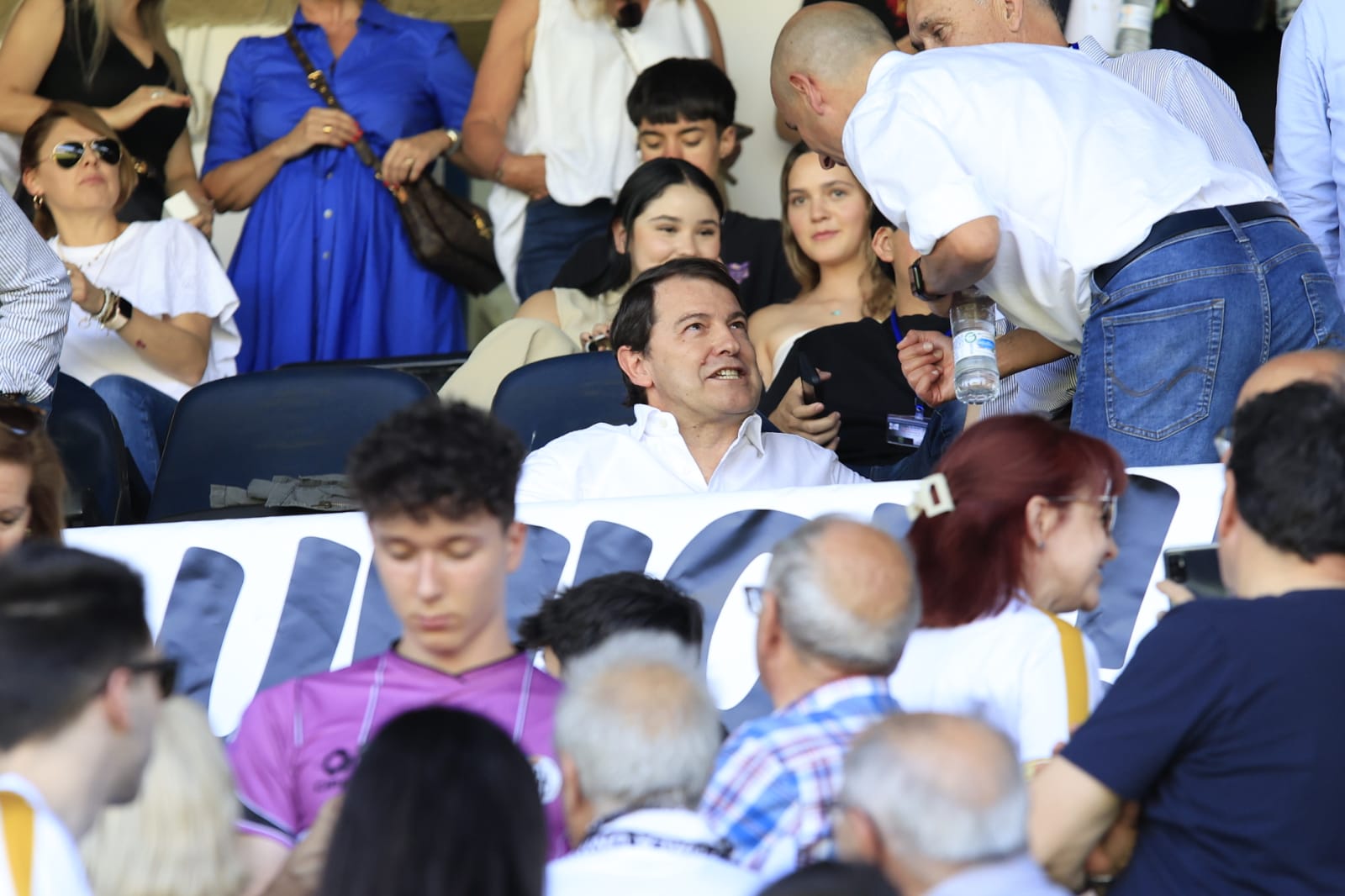 El palco del Helmántico, repleto