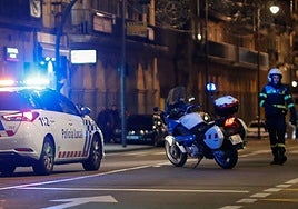 Intervención nocturna de la Policía Local de Salamanca en una imagen de archivo.