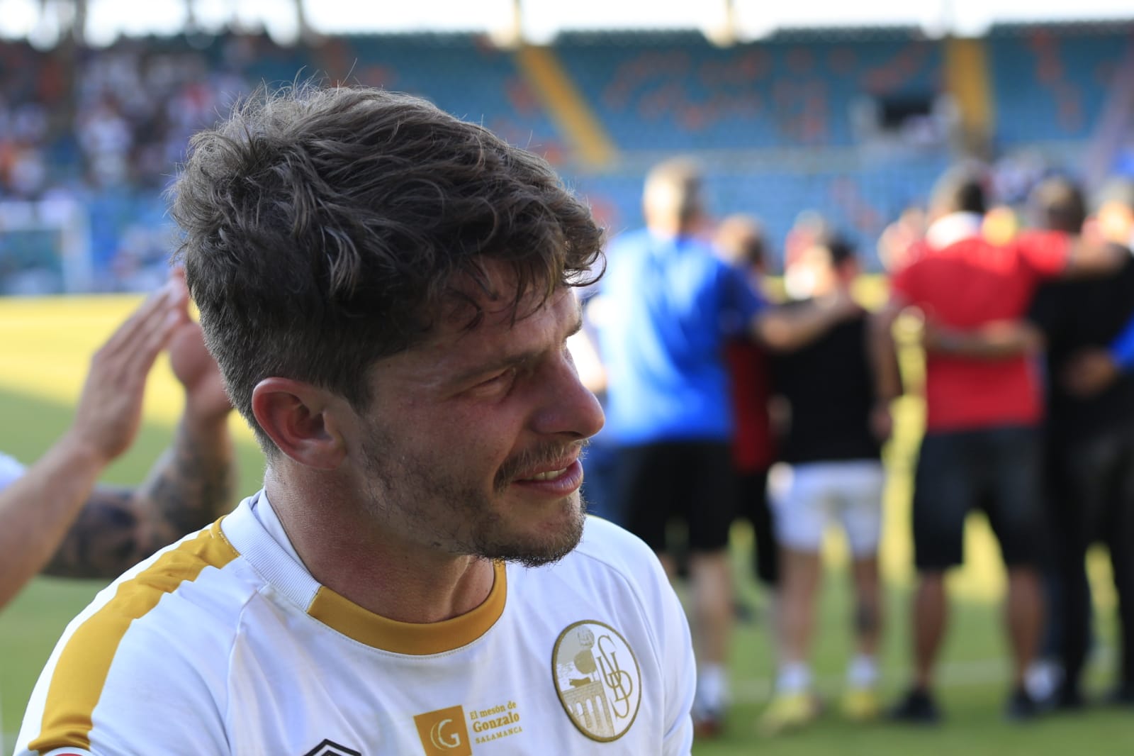 Celebración en el estadio del ascenso del Salamanca UDS a Segunda RFEF