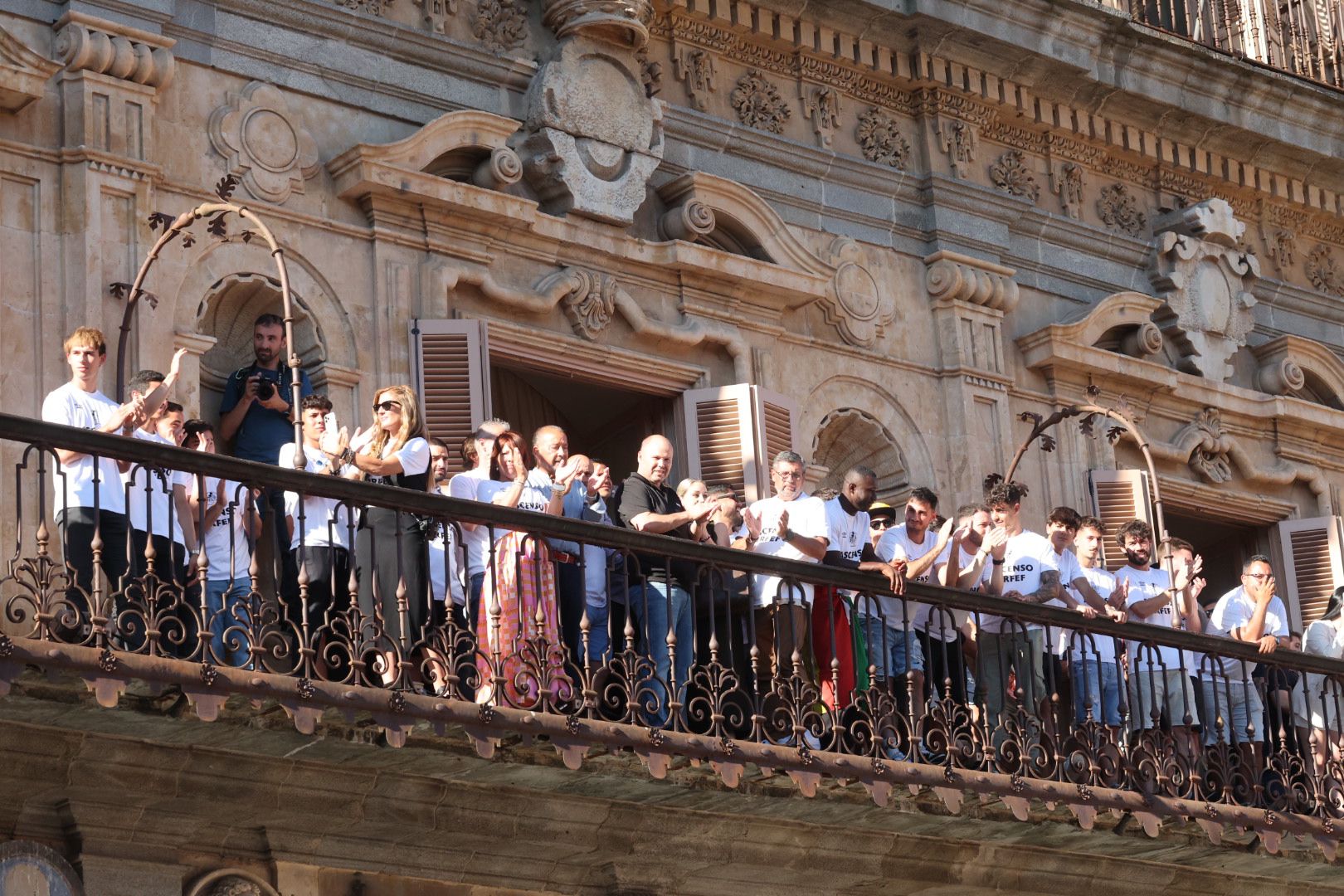 El Salamanca UDS ofrece su ascenso a la ciudad en el Ayuntamiento