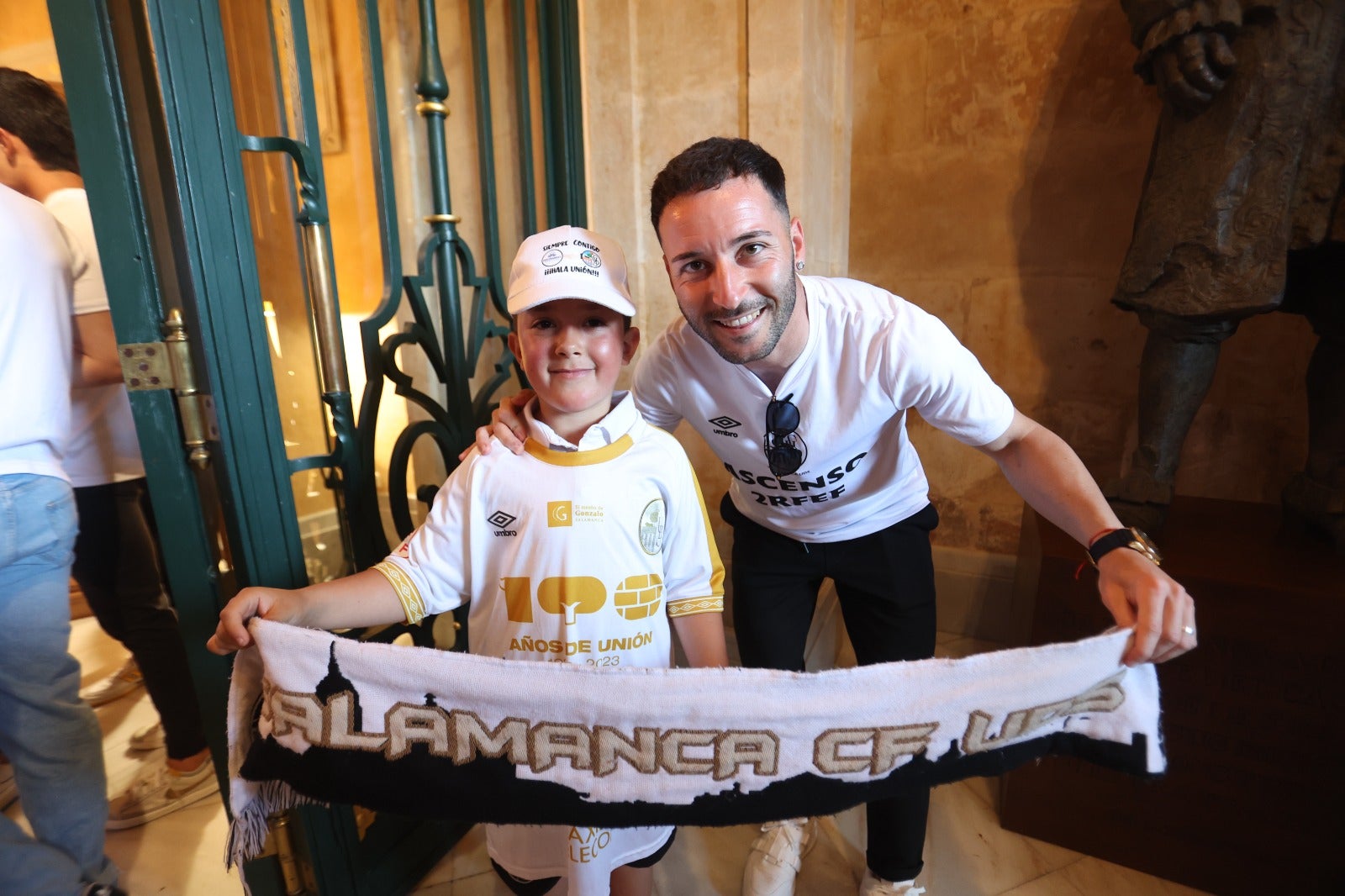 El Salamanca UDS ofrece su ascenso a la ciudad en el Ayuntamiento