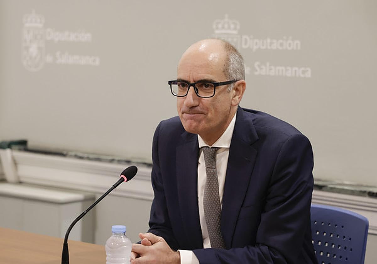 Foto de archivo del presidente de la Diputación de Salamanca, Javier Iglesias