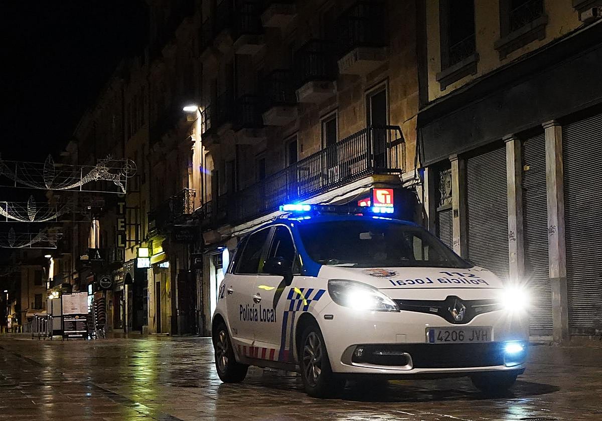 Remolcan al depósito dos coches cuyos conductores circulaban sin seguro en Salamanca