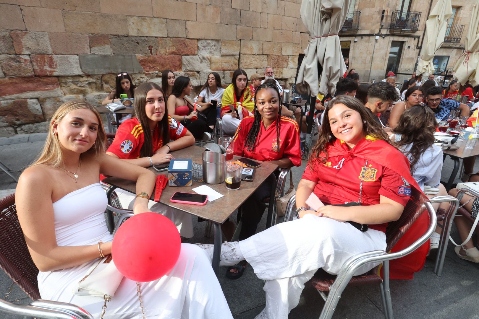 La Plaza Mayor espera la victoria de La Roja