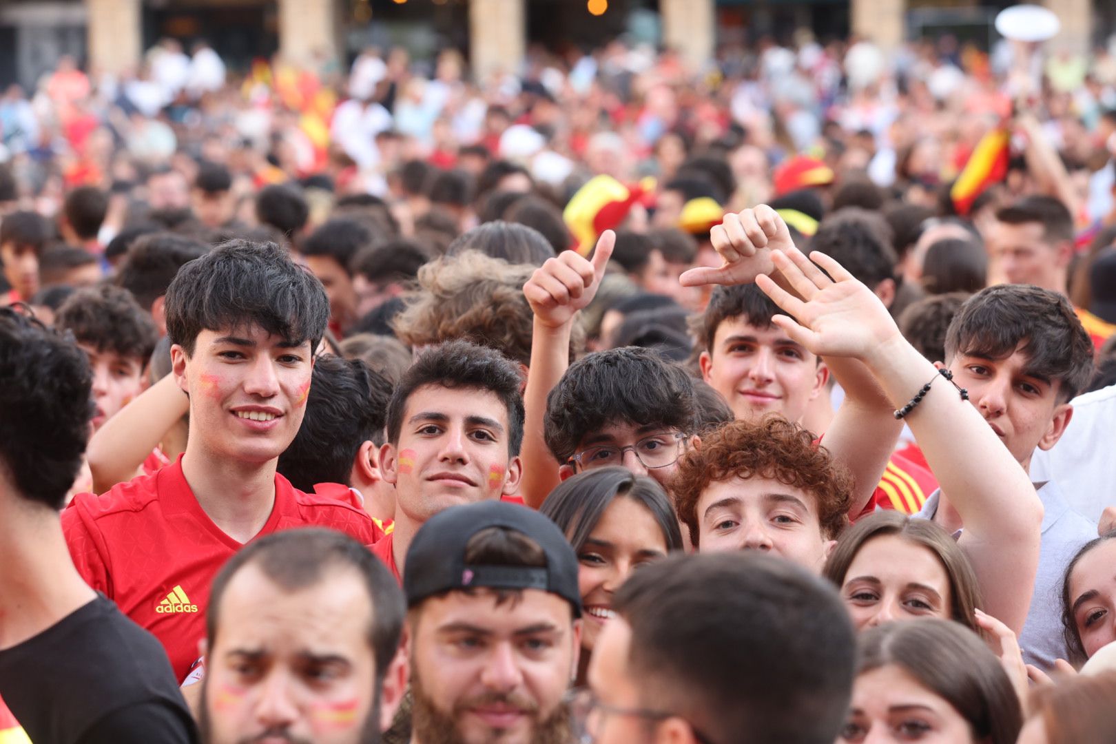 La Plaza Mayor espera la victoria de La Roja