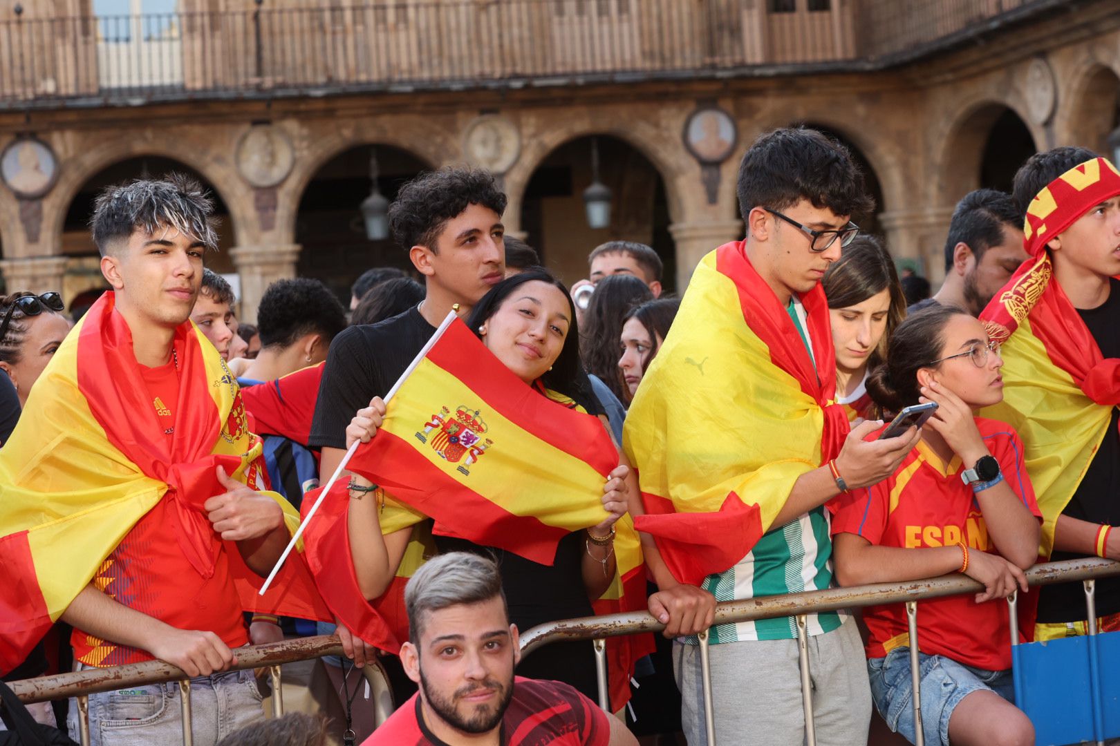 La Plaza Mayor espera la victoria de La Roja