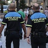 Multas de 602 euros por huir de la Policía Local tras pedirles el DNI