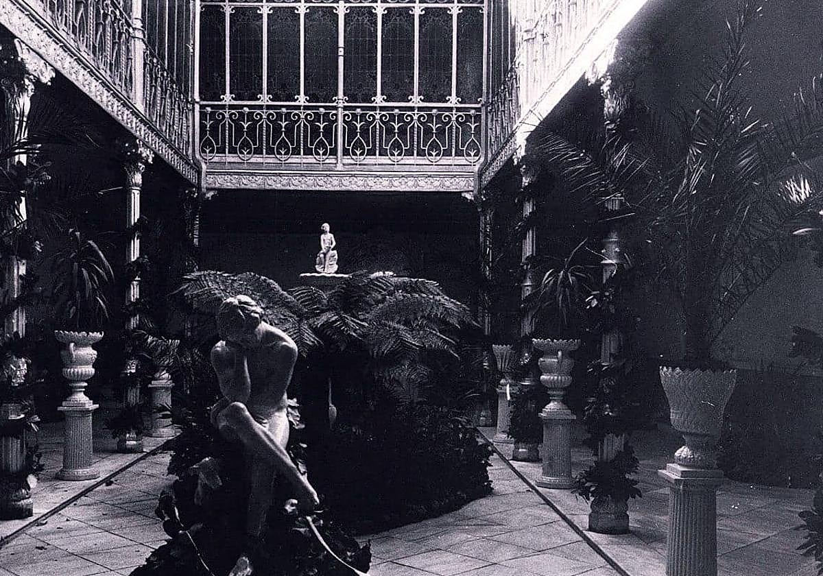 Antiguo patio interior de la Casa Lis.