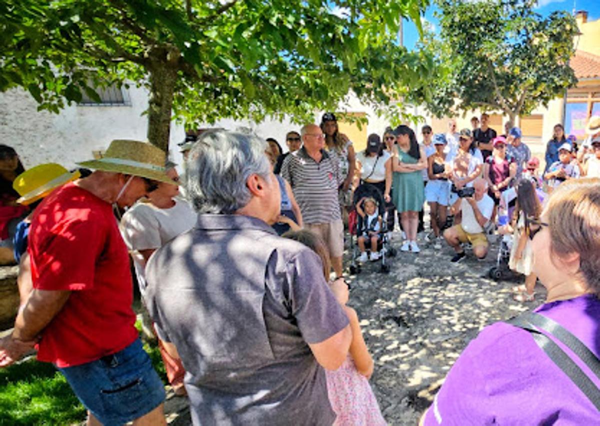 Imagen secundaria 1 - Varias de las actividades realizadas en el municipio