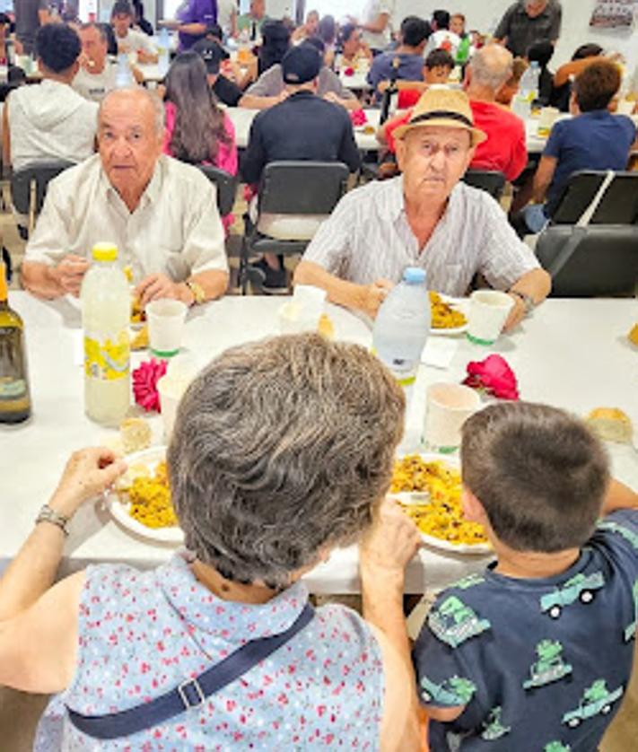 Imagen secundaria 2 - Varias de las actividades realizadas en el municipio