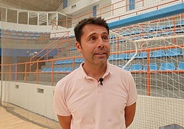 Óscar Jiménez, en el pabellón de La Alamedilla.