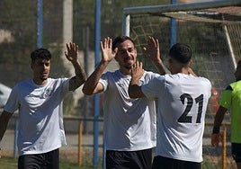Celebración del primer gol del Salamanca CF UDS