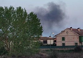 Humos provocados por la actividad según los vecinos de Villamayor.