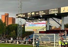 Uno de los videomarcadores, en el acceso al campo municipal
