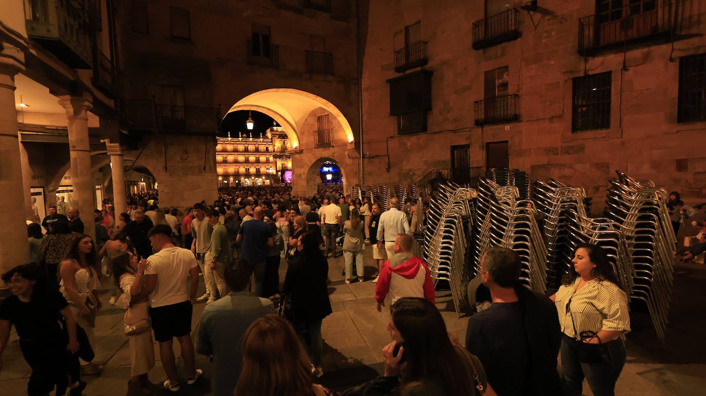 El multitudinario concierto de Camela en Salamanca, en imagenes