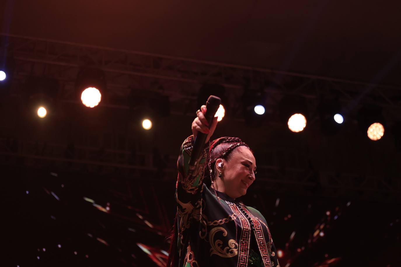 El multitudinario concierto de Camela en Salamanca, en imagenes