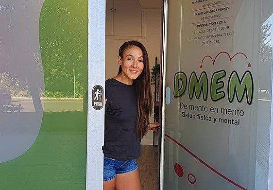 Patricia Sánchez, a la entrada de DE MENTE EN MENTE.