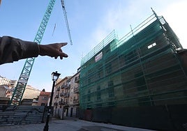 El edificio, todavía en obras.