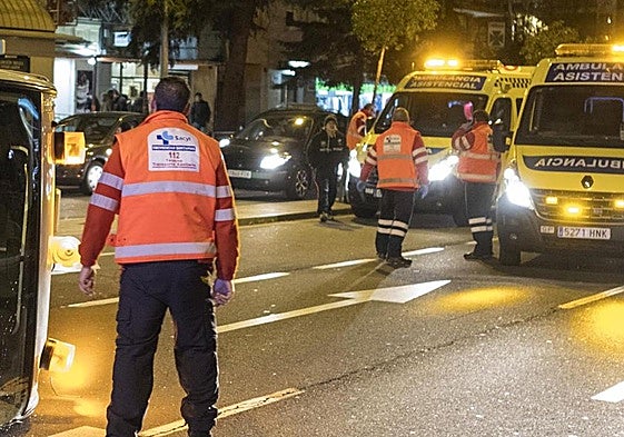 Dos ambulancias en una imagen de archivo.