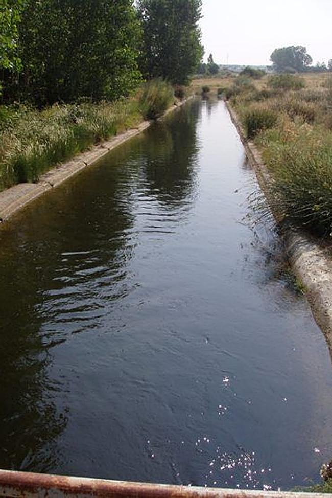 Tramo del canal cuando estaba operativo.