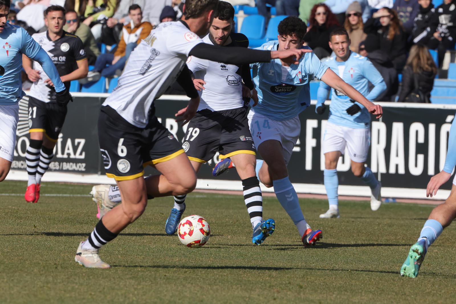 El partido entre el Unionistas y el Celta B, en imágenes