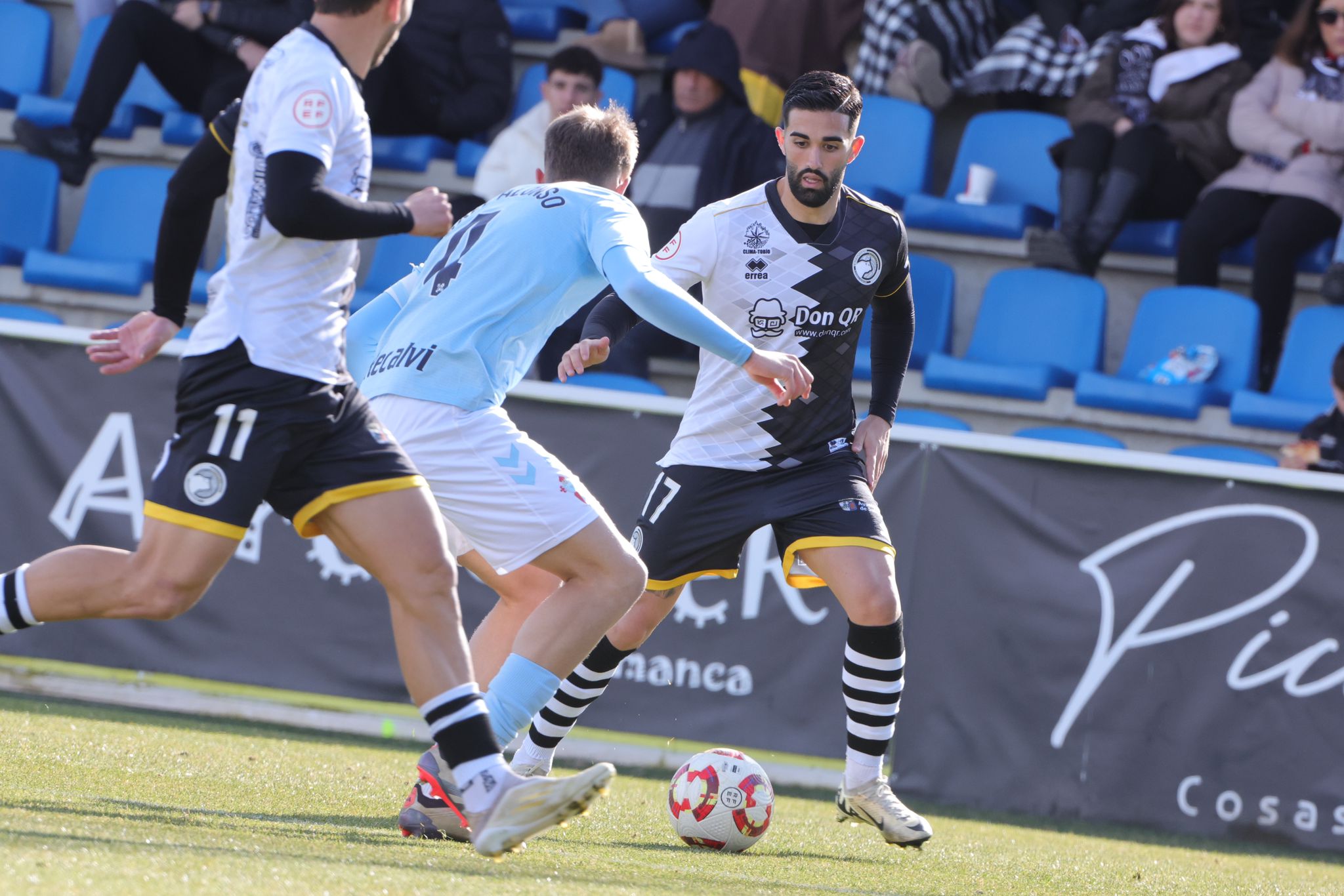 El partido entre el Unionistas y el Celta B, en imágenes