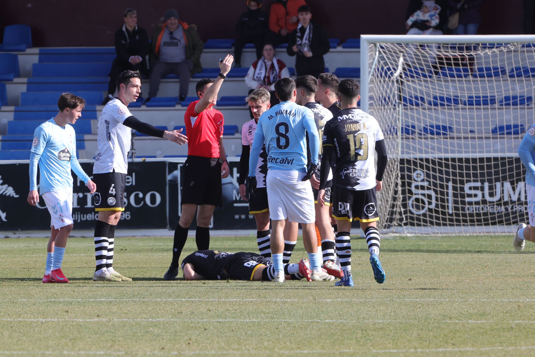 El partido entre el Unionistas y el Celta B, en imágenes