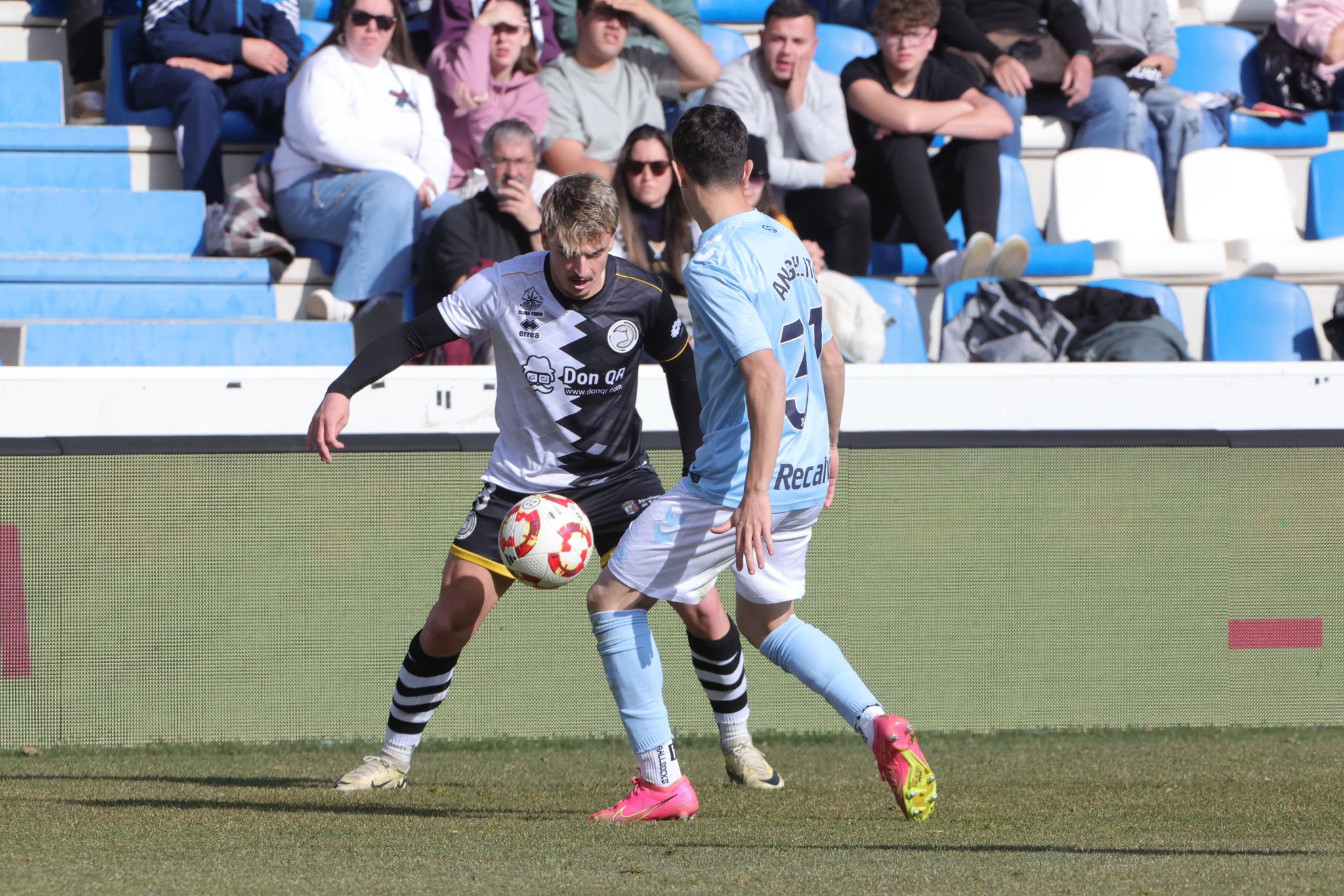 El partido entre el Unionistas y el Celta B, en imágenes